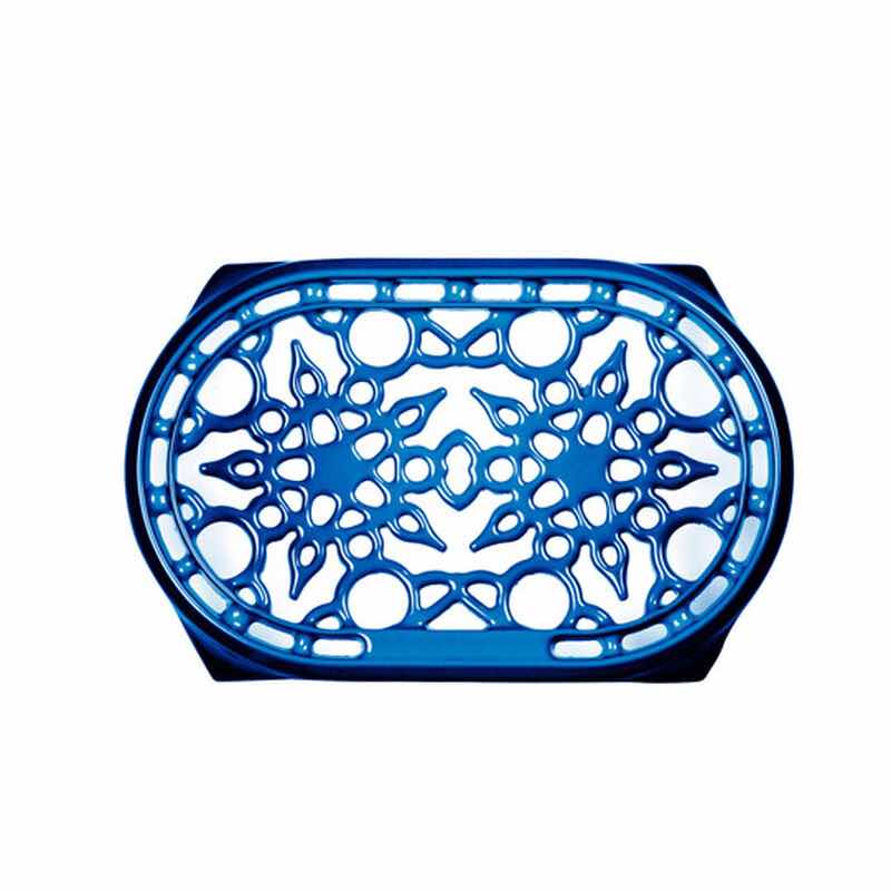Le Creuset Deluxe Oval Trivet | Blueberry